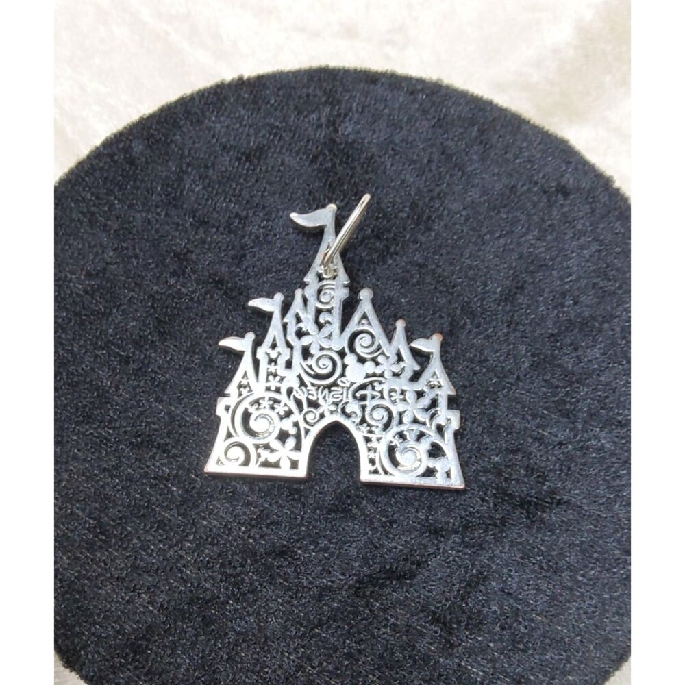 Disneyland Castle Silhouette Metal Keychain Silver Disney Collectible - Picture 6 of 10